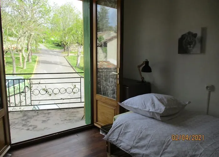 Chaleur Des Bois Du Quercy 別荘 Montcuq